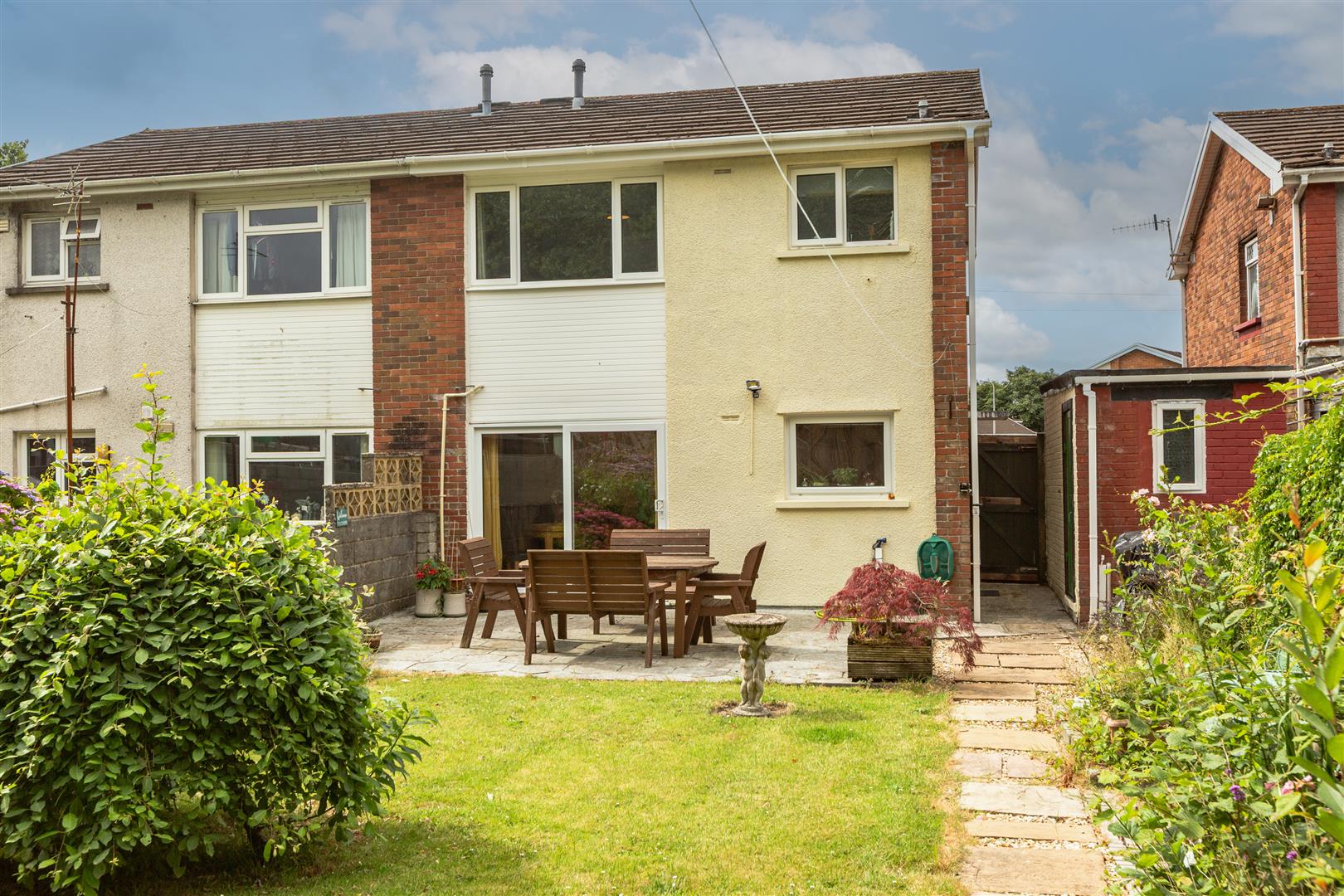 Caegar, Llanelli, SA14 9NR